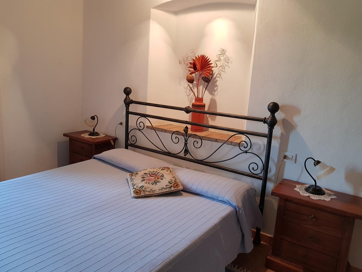 Agriturismo Bio Le 4 Stagioni Porrona ภายนอก รูปภาพ