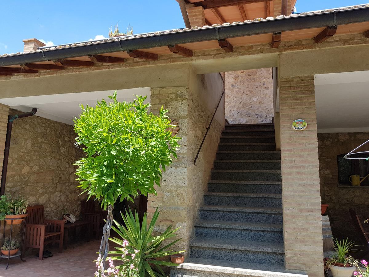 Agriturismo Bio Le 4 Stagioni Porrona ภายนอก รูปภาพ